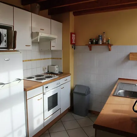 Castle Retreat, 度假居