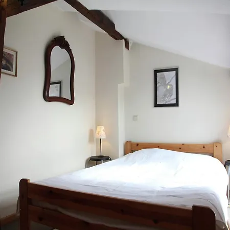 度假居 Castle Retreat, *